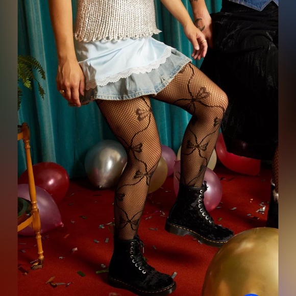 Dr. Martens 1460 Vegan Crushed Velvet Boot SZ 10 NWB - Picture 7 of 7